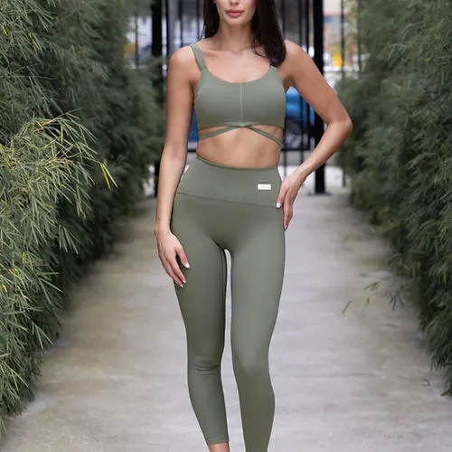 Bianca Smooth Crop Top - Olive