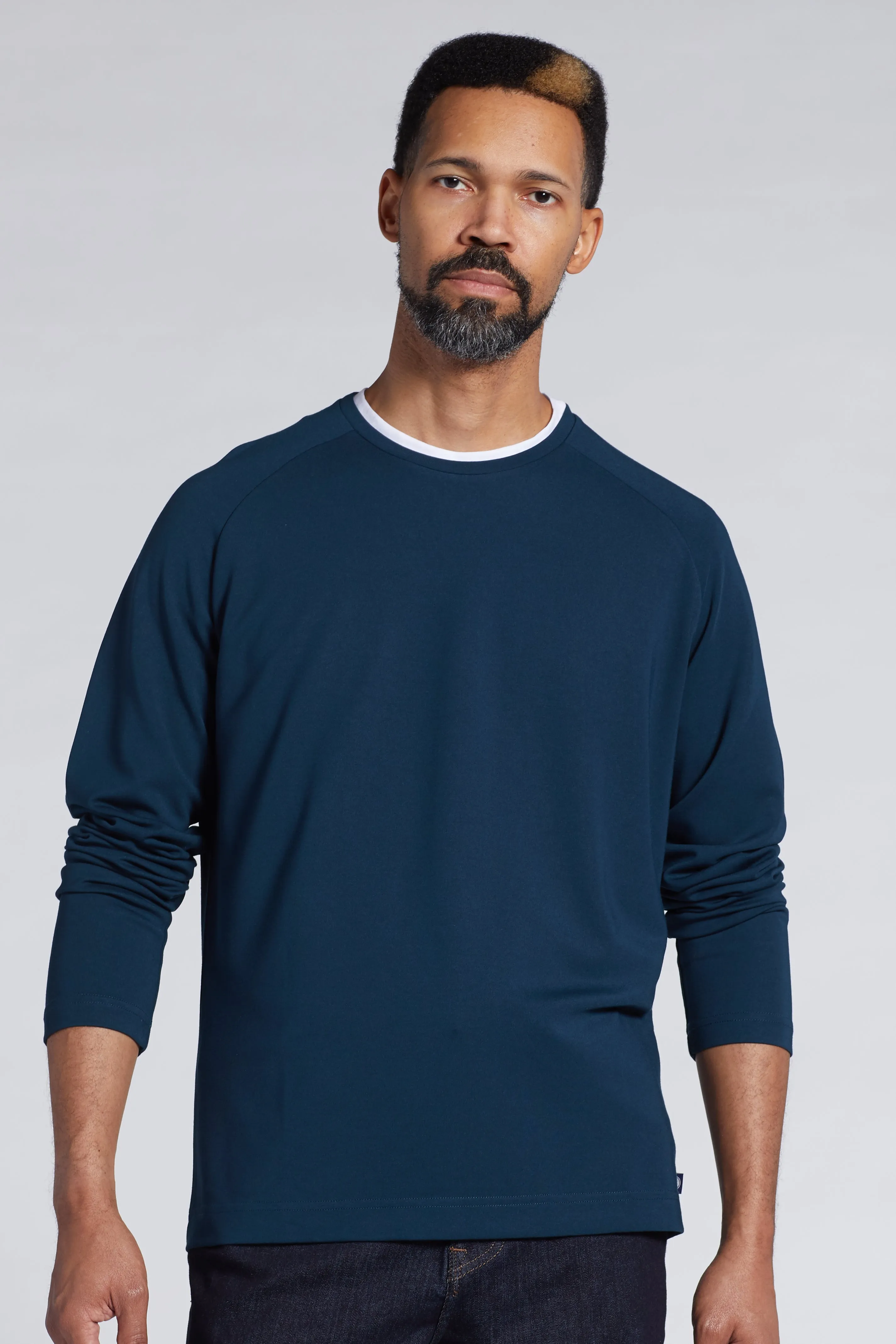 GASPARE Luxe Long Sleeve Tee Shirt