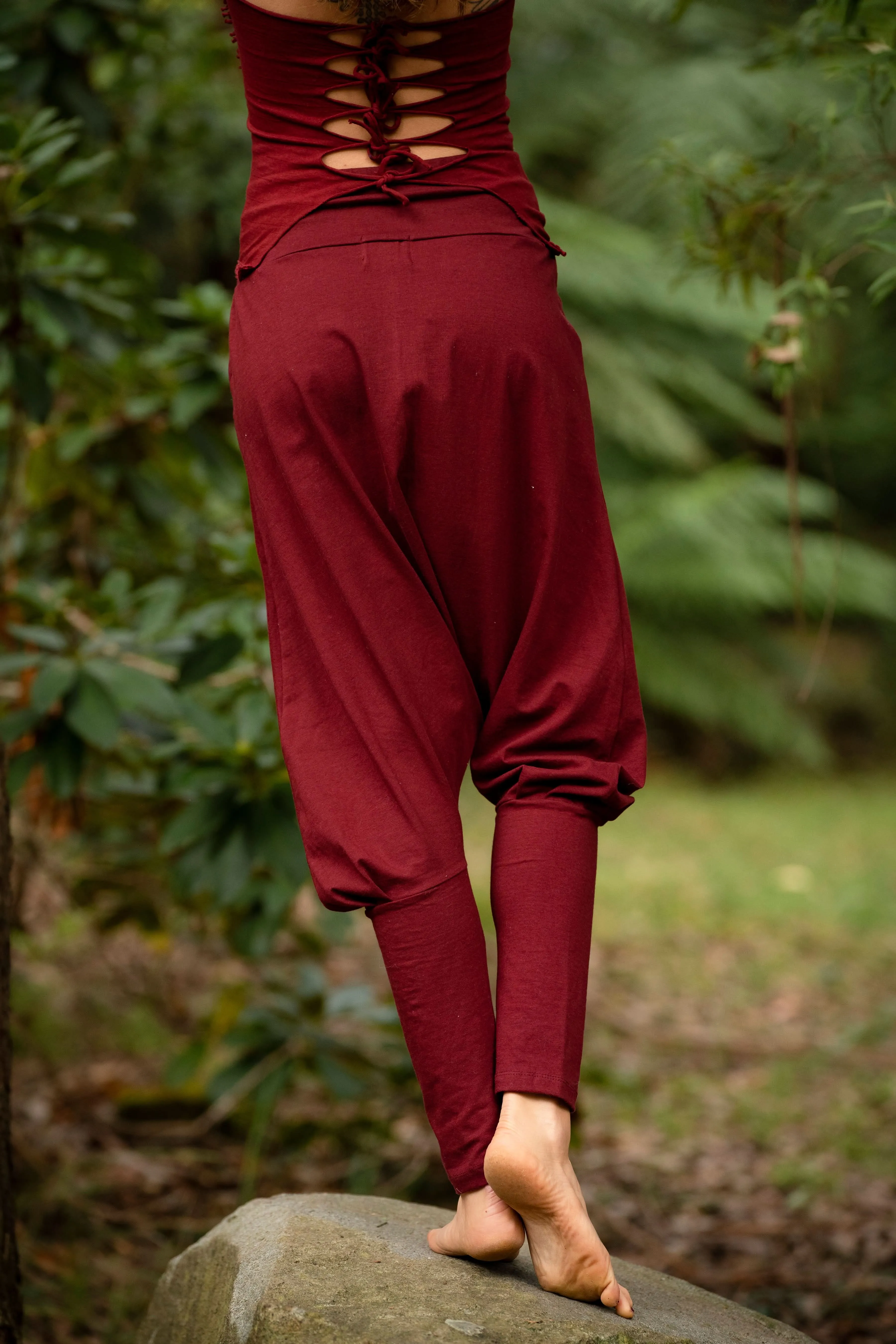 Lee Harem Yoga Pants - Maroon