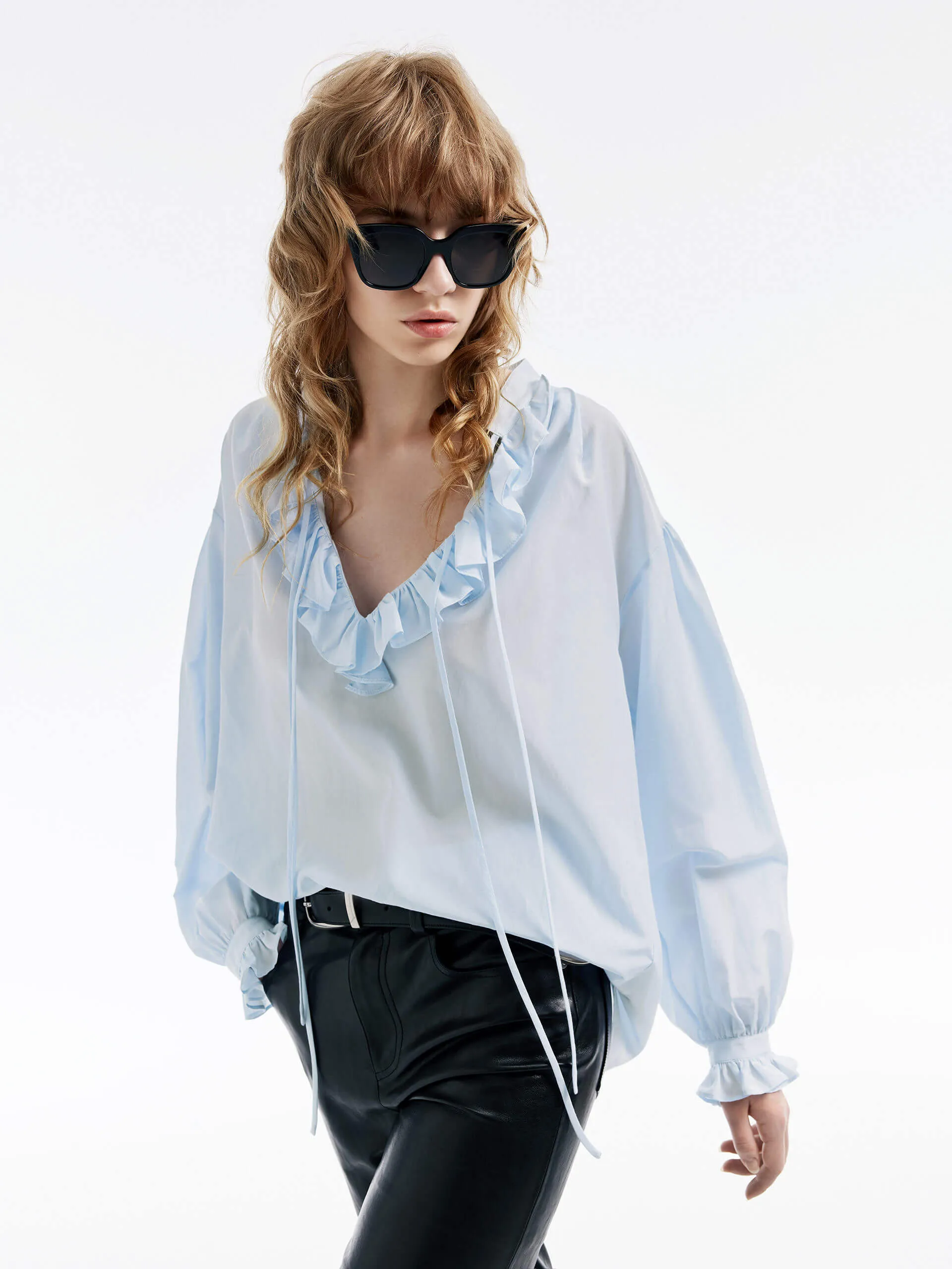 Loose Ruffled Trim Blouse