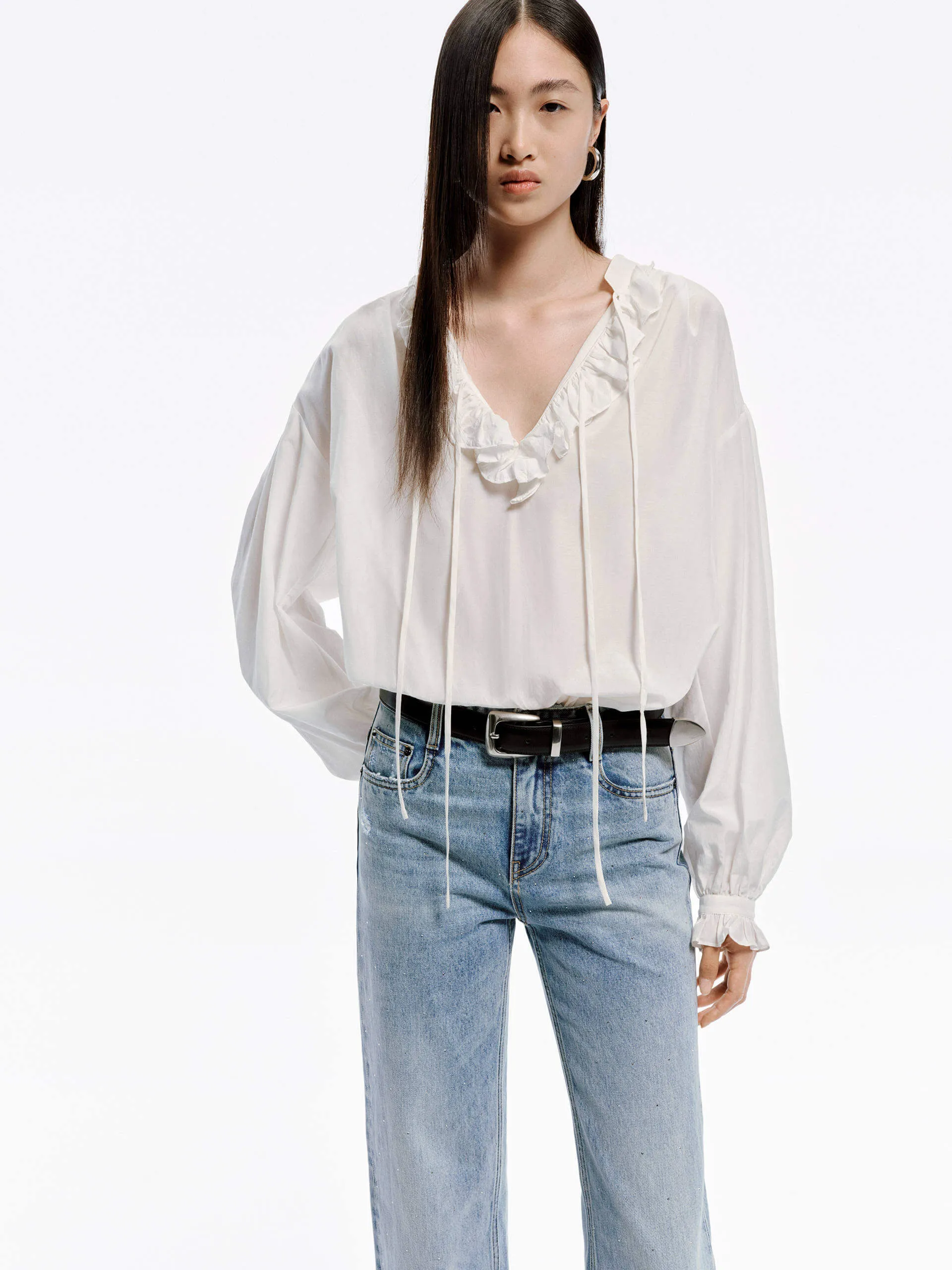 Loose Ruffled Trim Blouse