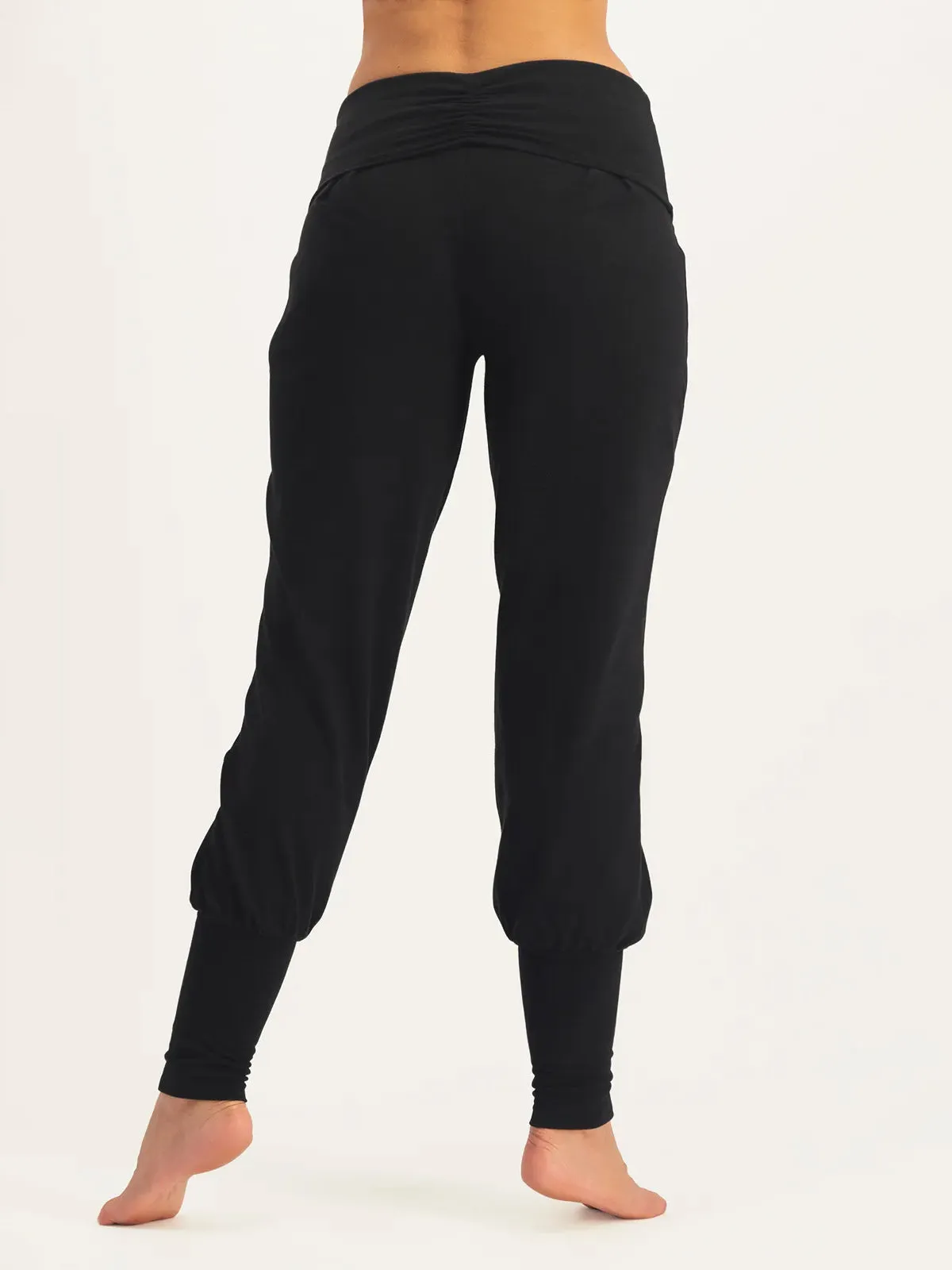 Urban Goddess Devi Yoga Pants - Onyx Black